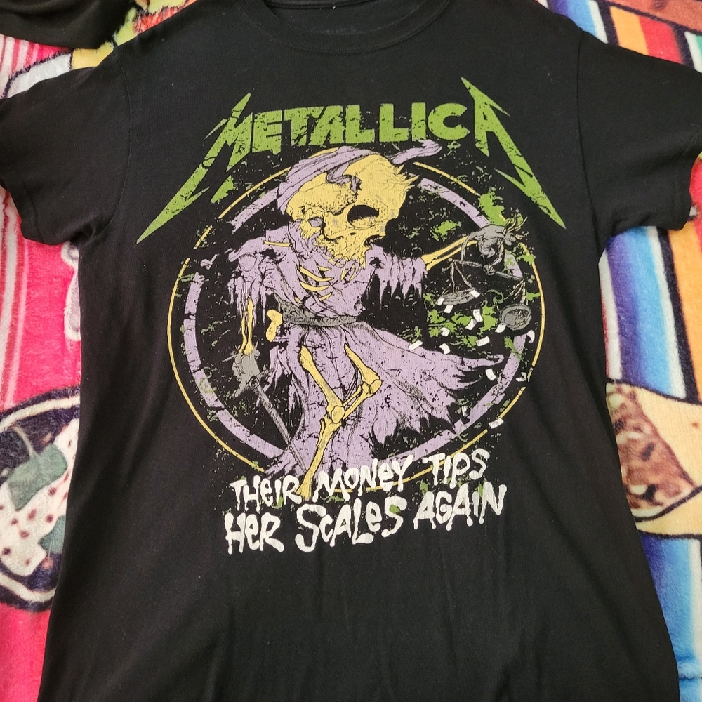 Metallica shirt